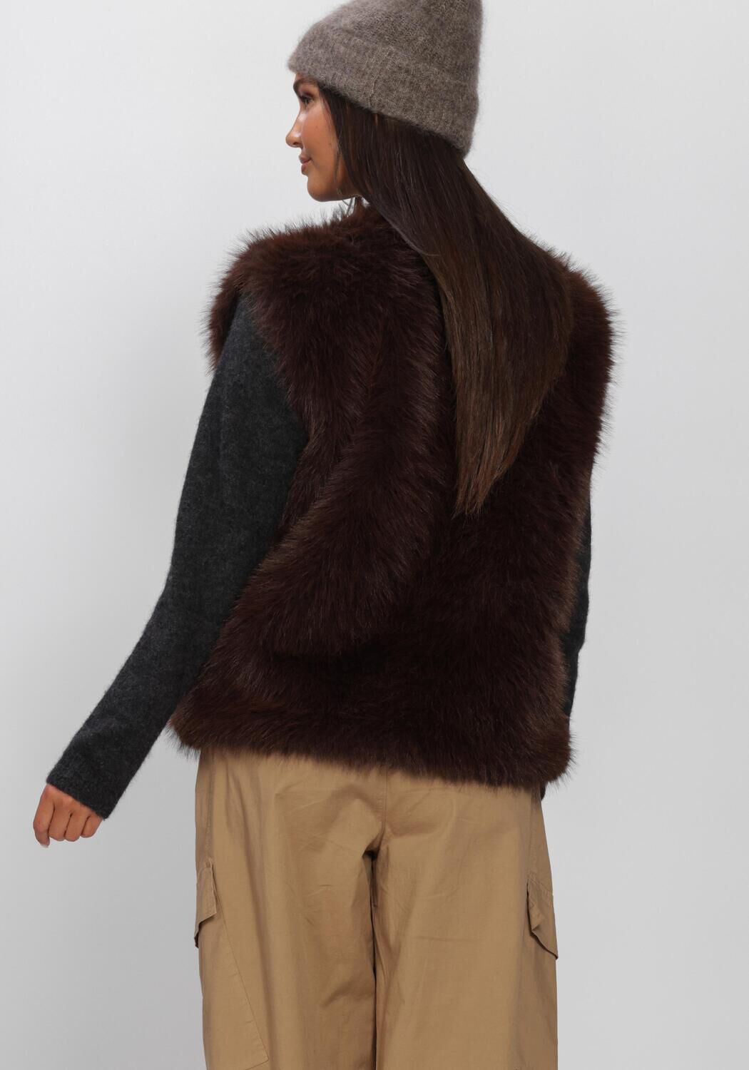 BY-BAR Gilet MONA FAUX FUR GILET en marron - large
