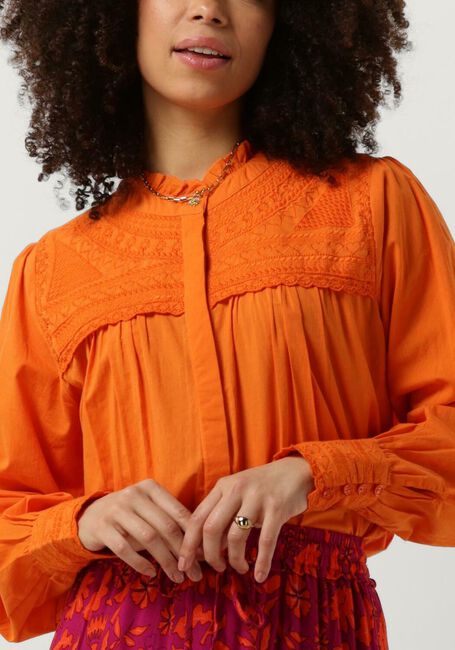 HARPER & YVE YASMIN-LS Blouses en orange - large