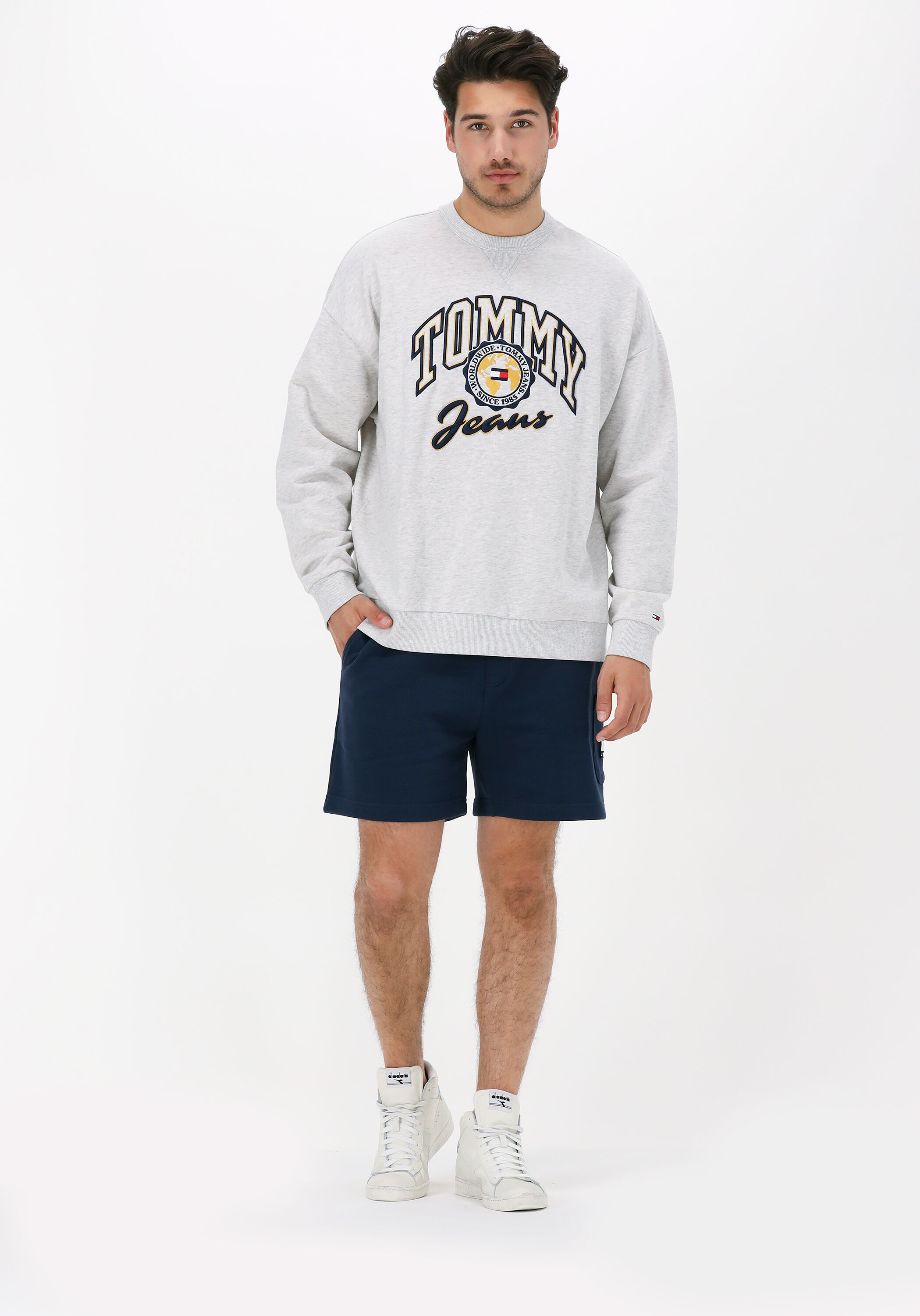 Tommy jeans 6.0 crest crew sweat hot sale m11