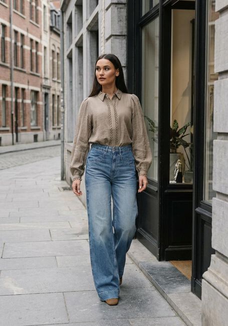 Image without a name