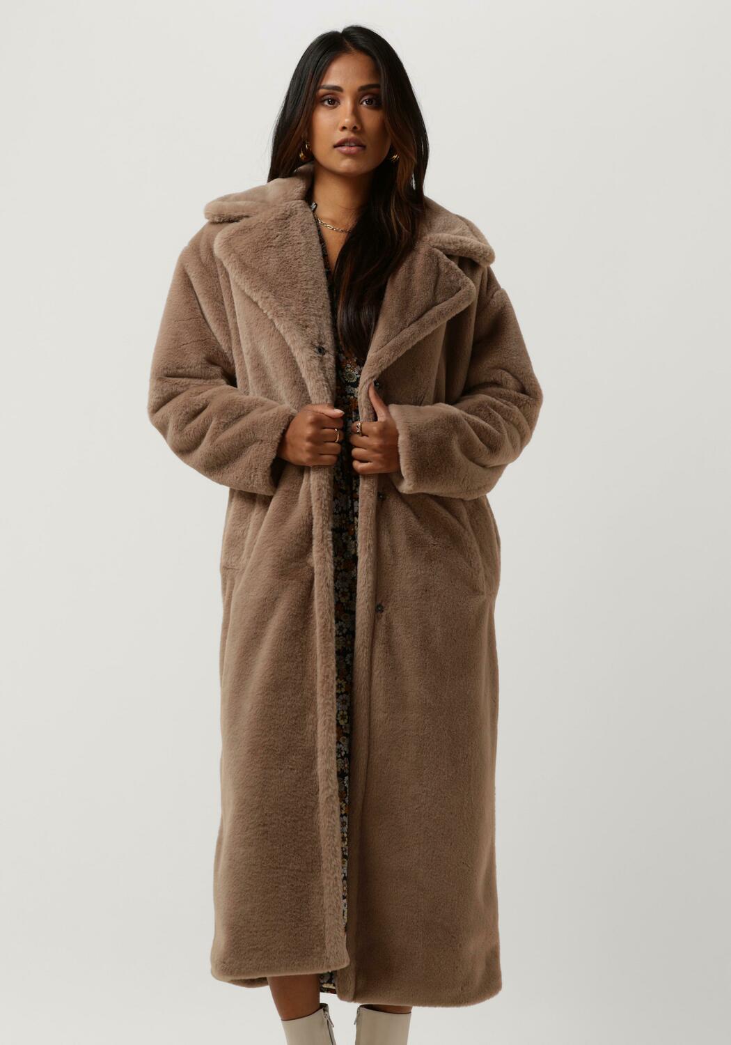Manteau fourrure taupe online